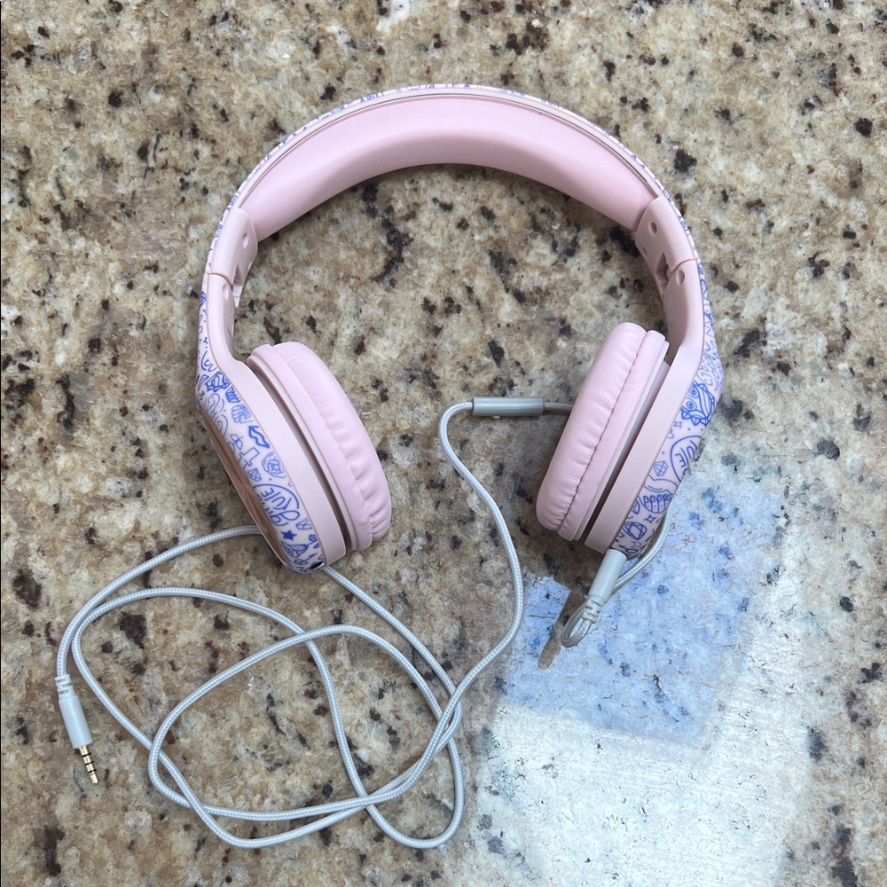 Pink Wired Headphones
